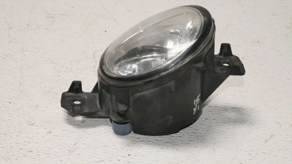 Faro antiniebla del lado derecho del pasajero luz de esquina en parachoques OEM BMW E70 E84 Foto 2 de 4