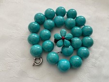 Turquoise Oversized Howlite Bead Necklace with Fancy Ring Closure & Flower Ring