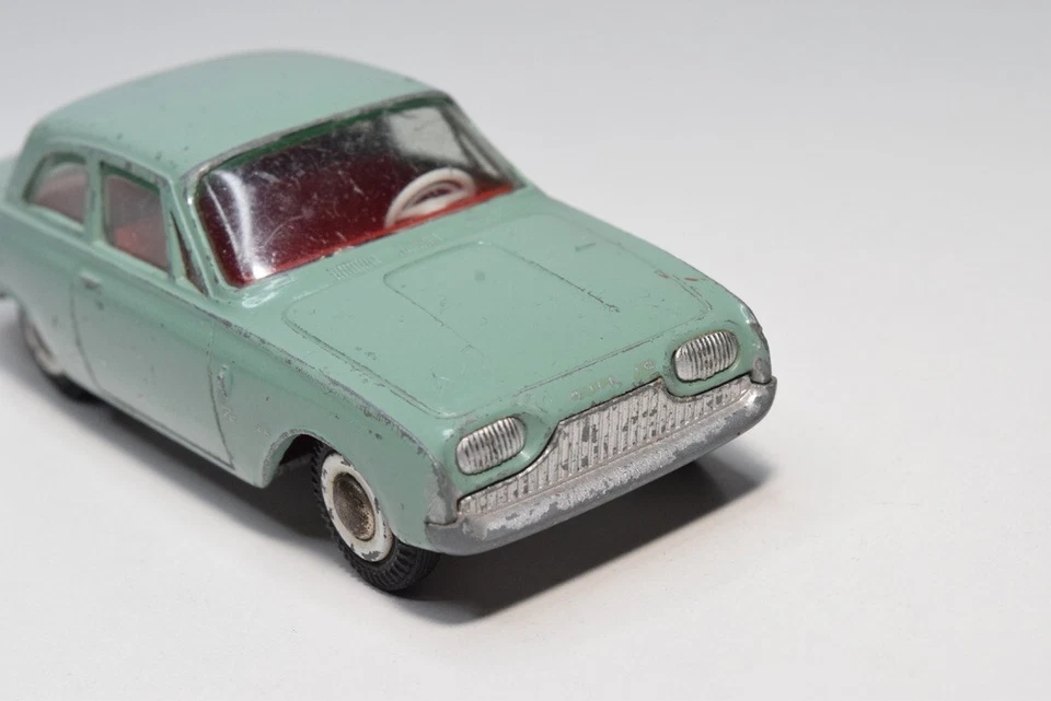 B22 1:43 TEKNO DINAMARCA 826 FORD TAUNUS 17M 17 M VERDE EXC. COND. Foto 3 de 4