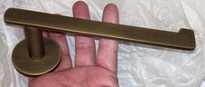 California Faucets Arpeggio Single Post Toilet Paper Hand Towel Holder E4-STP-AB