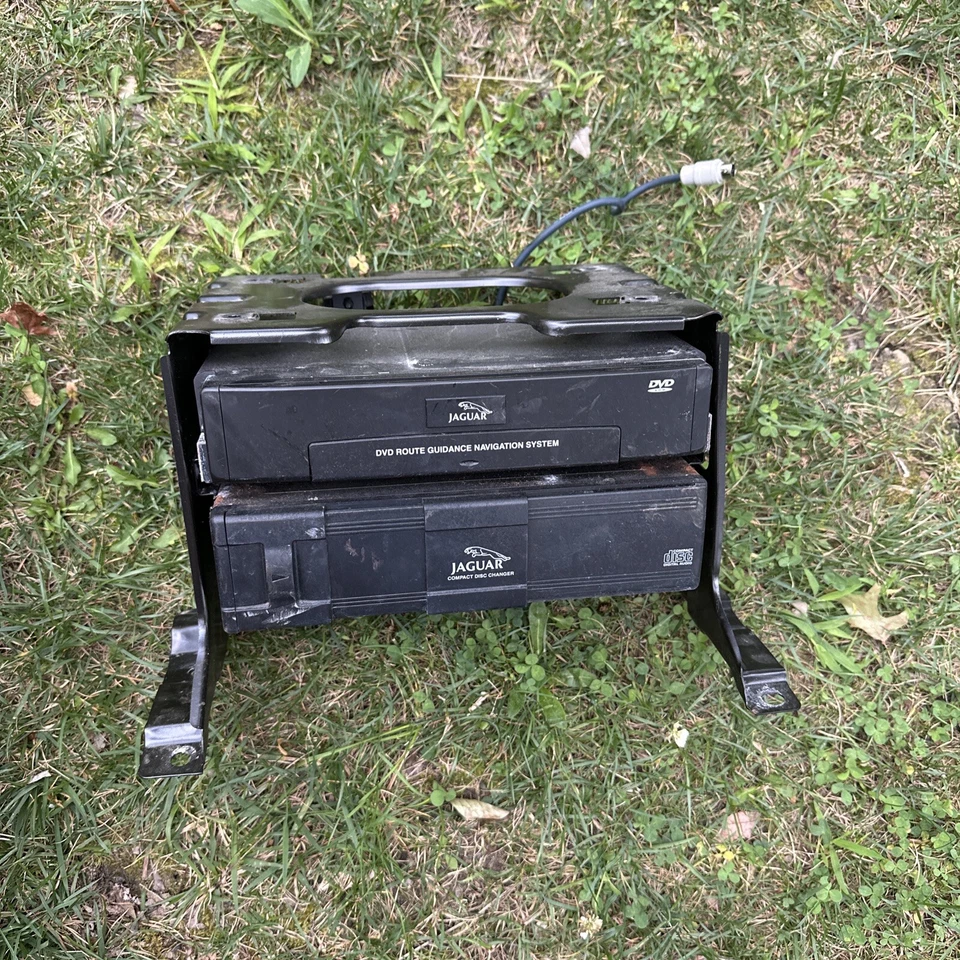 LJB2442AB Sistema de navegación OEM original para Jaguar XJ8 2001 Foto 2 de 4