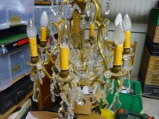 lustre ancien bronze a pampilles 8 branches