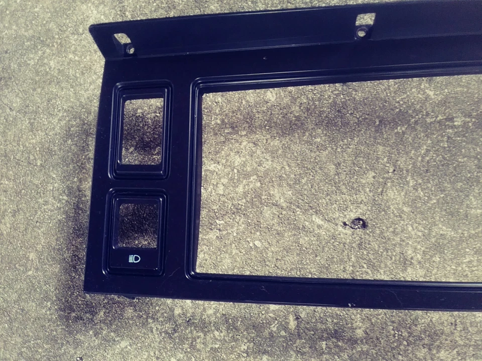 1984 1985 1986 1987 88 89 Dodge Daytona Chrysler Laser Dash Cluster Trim  Bezel - Image 2 of 4