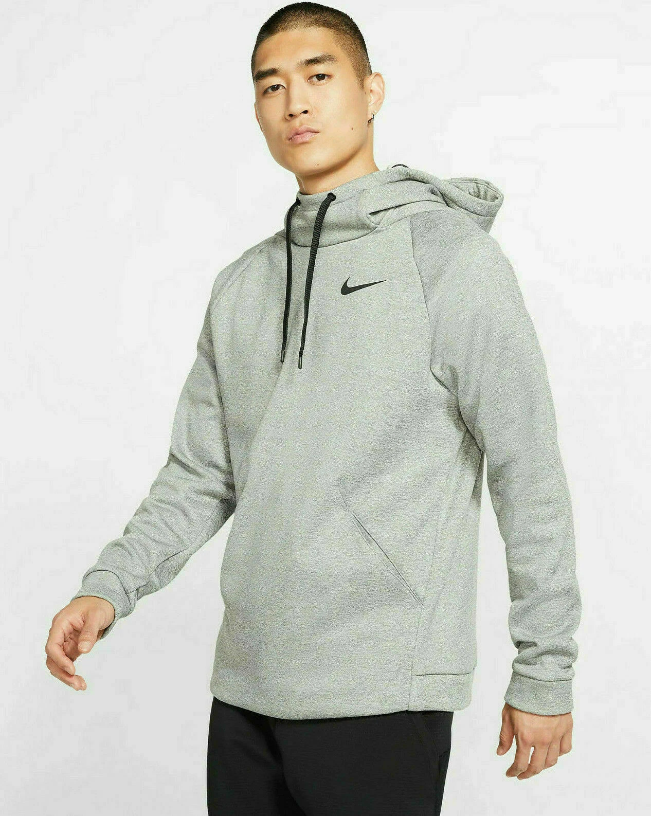 NEW MEN’S NIKE THERMA TRAINING HOODIE SWEATSHIRT! IN GRAY HEATHER BLACK!!!