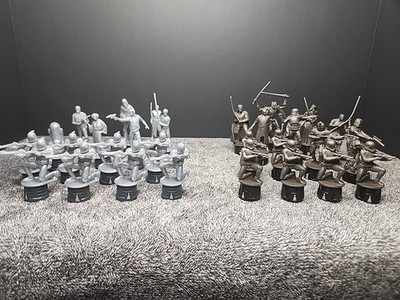 30 Star Wars Chess REPLACEMENT Pieces  - 16 Light Side & 14 Dark Side