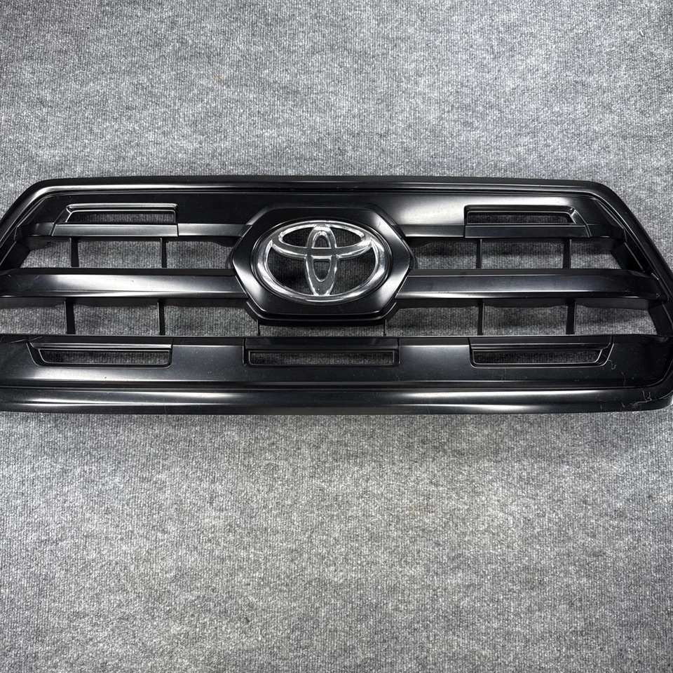 2016-2019 Toyota Tacoma Front Upper Grille w/Emblem & Trim - OEM No Broken Tabs - Image 3 of 4