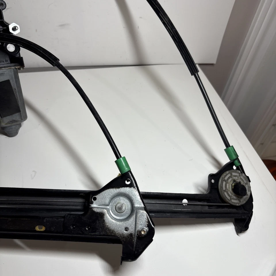 Porsche Boxster 1999 motor de ventana eléctrica izquierda OEM 98662410102 Foto 4 de 4