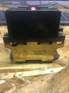 ALLEN BRADLEY 700-NM400A2 LATCH RELAY 84AB83