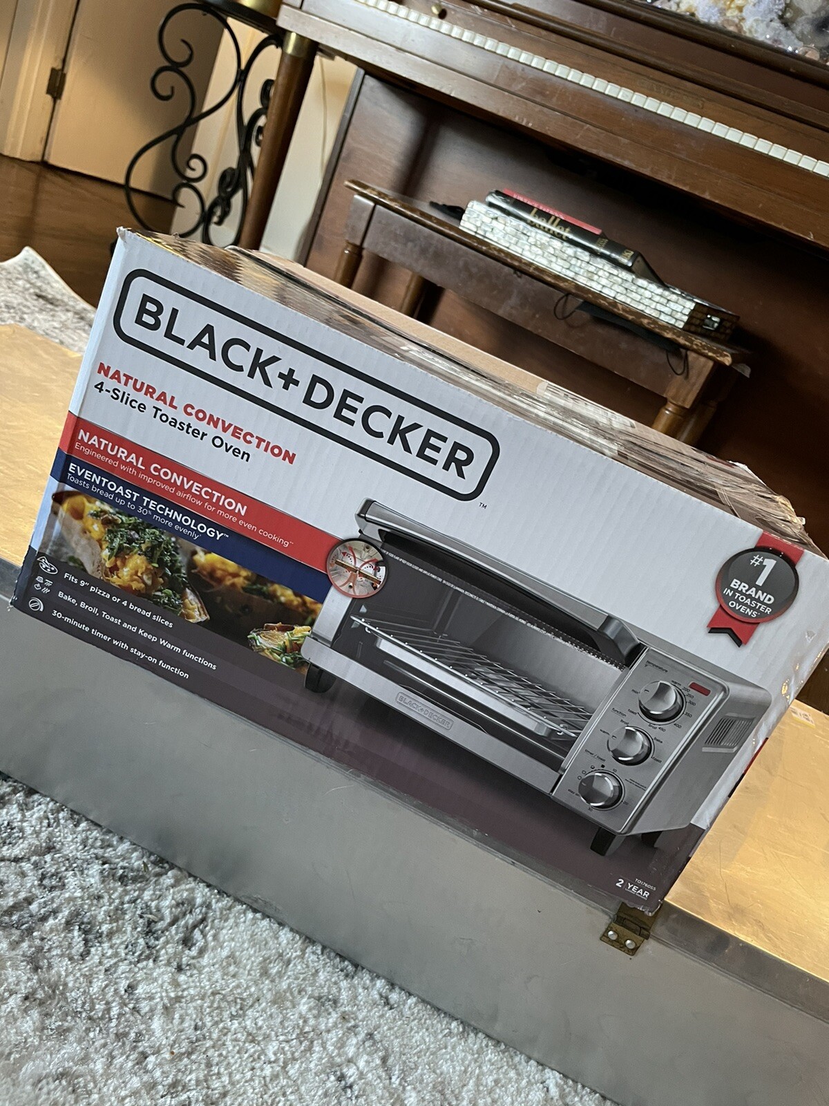 BLACK+DECKER TO1760SS 4 Slice Stainless Steel Toaster Oven with Natural