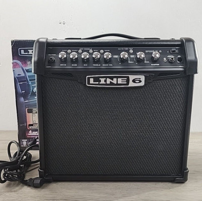 Line 6 Spider IV 15 Amplifier 15 Watt 1X8'' Speaker Guitar Amp - Tested & Working