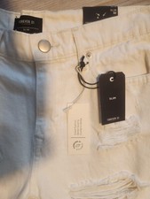 NWT Men's White Slim Distressed Shorts Size 32
