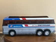 1983 GREYHOUND BUS . Plastic And Metal . VINTAGE. Made In HONG KING. 10.5   L