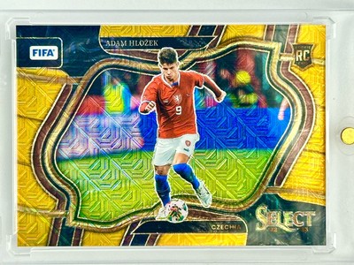 2022-23 Panini Select FIFA Gold Mojo Field Level Prizm #208 Adam Hlozek RC /10