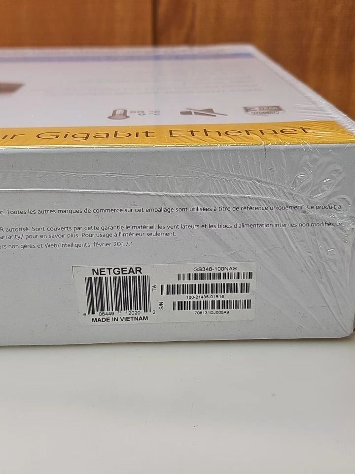 NETGEAR 48-Port Gigabit Ethernet Unmanaged PoE+ Switch GS348 - Image 3 of 3