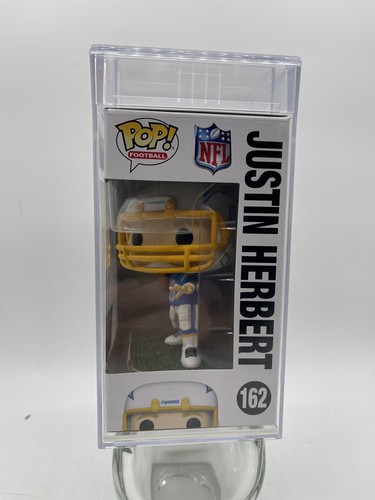 CARICABATTERIE JUSTIN HERBERT FUNKO POP #162 PSA 8,5 INCAPSULATO - Foto 8 di 8