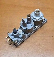 Honeywell RP920A-1025-3 Pneumatic Controller Single Input NO KNOB bmc 17