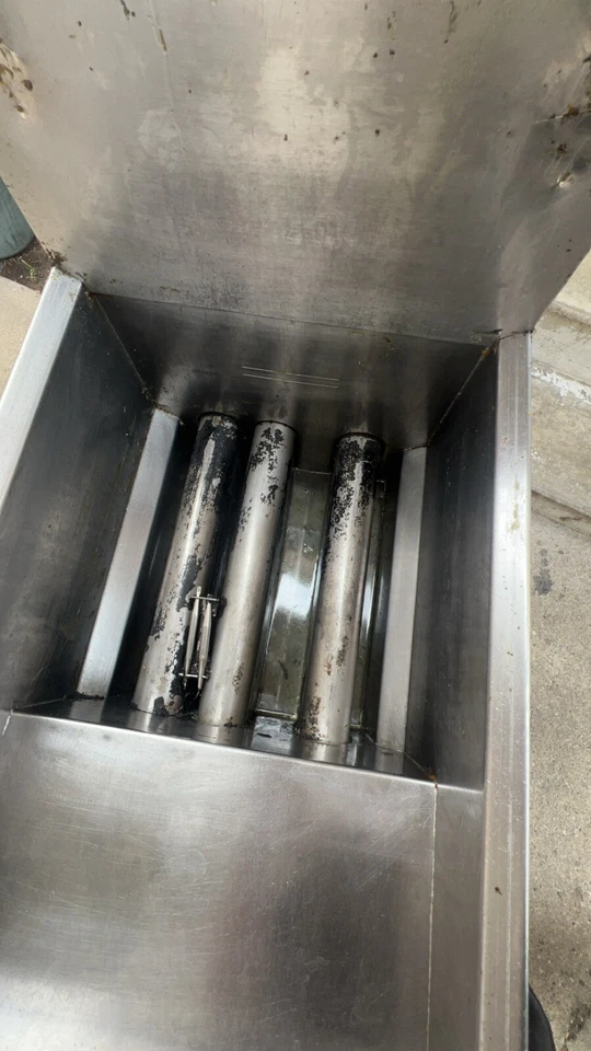 Dean SR142G Super Runner 天然气地板炸锅 - 2 点 — 第 2/3 张图片