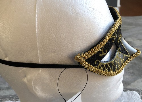 Fancy Masquerade Mardi Gras Mask Black Grey Silver Gold Glitter New With Tags - Picture 6 of 7