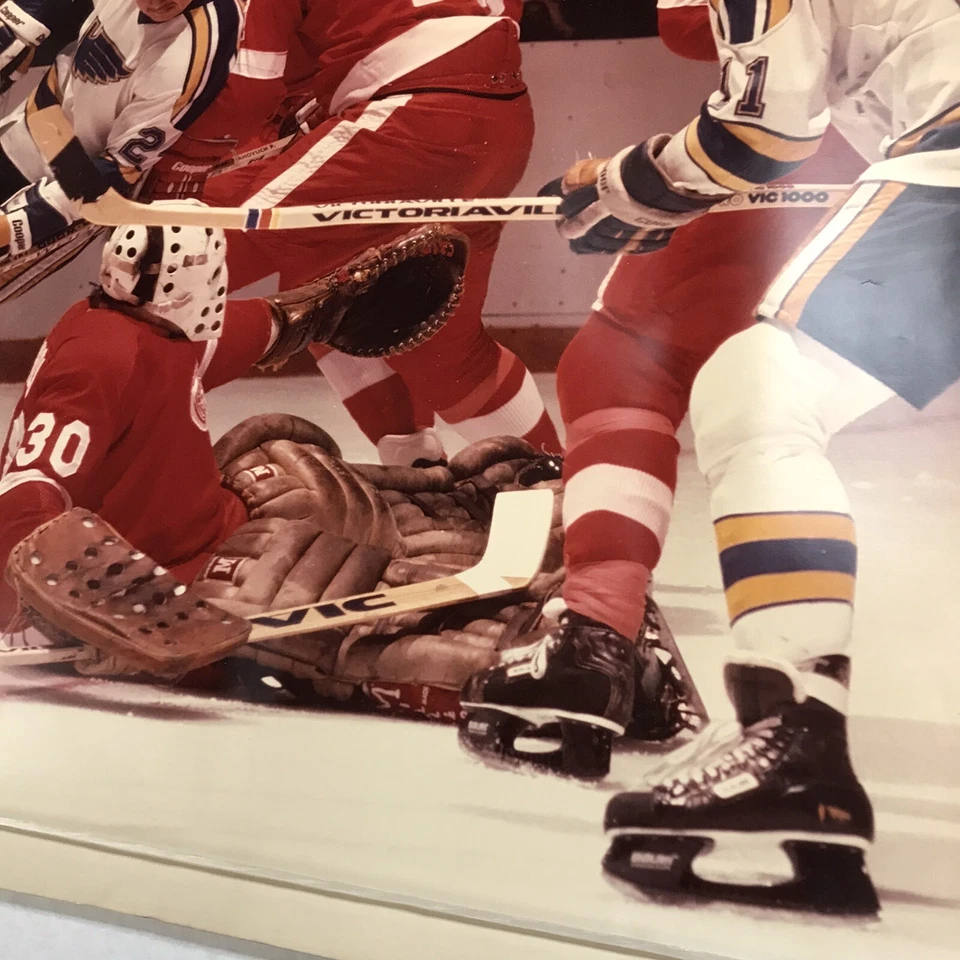 1979 Blues Redwings Poster 23 3/4 x 19 3/4 Brian Sutter Bernie Federko Man Cave - Image 4 of 4