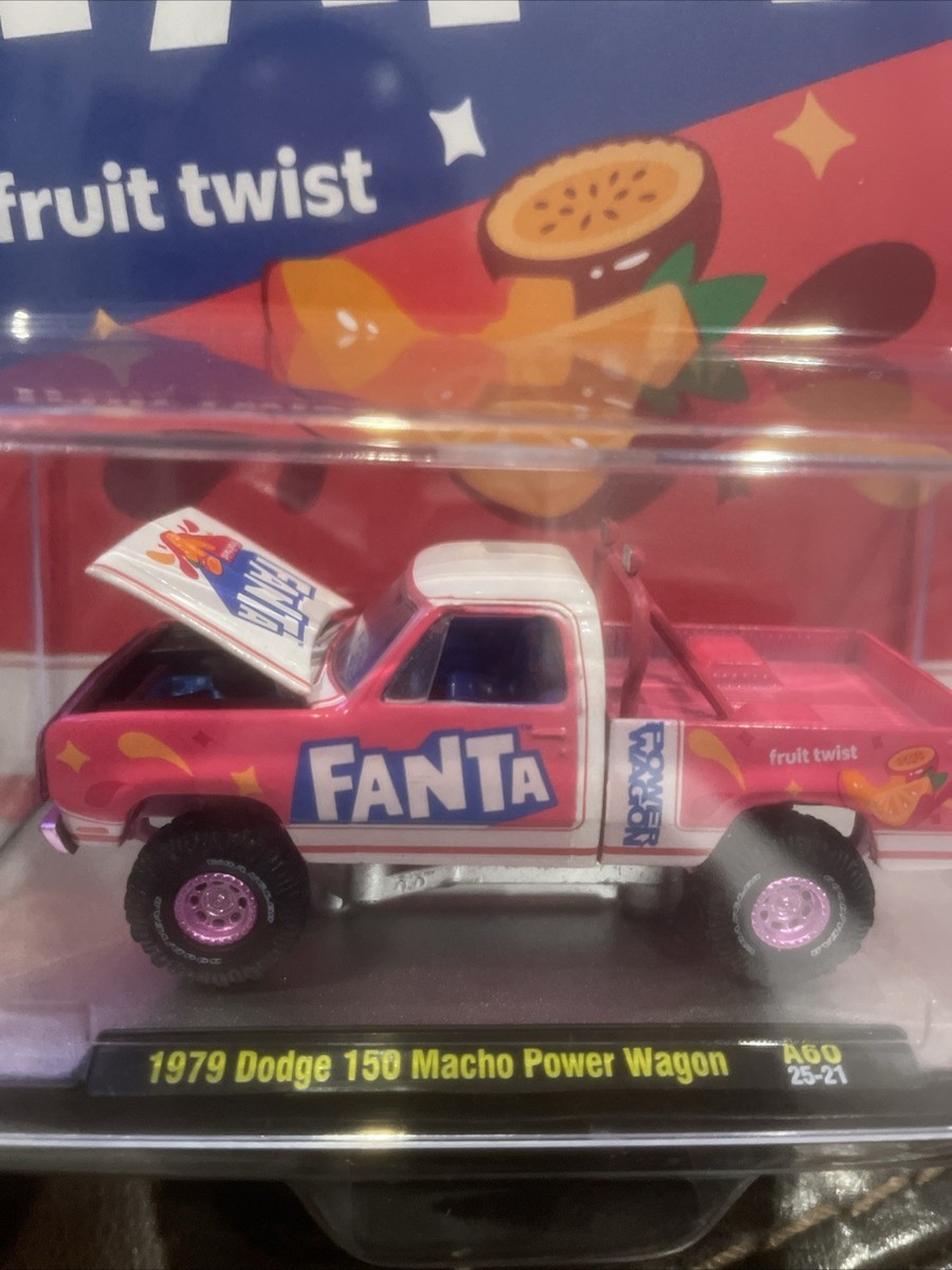M2 Machines CHASE Fanta Series 1970 Dodge 150 Macho Power Wagon