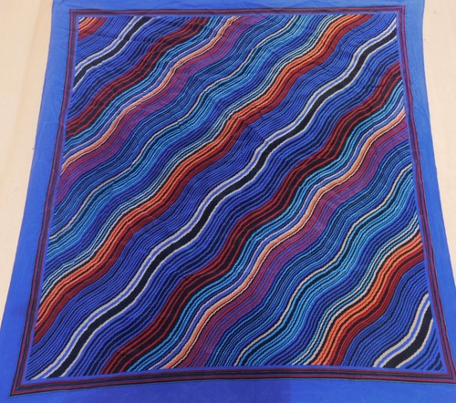 Foulard Vintage En Soie 100% Pure - Dimensions 76x78 Cm - Motif Multicolore Années 80 - Occasion Très Bon état