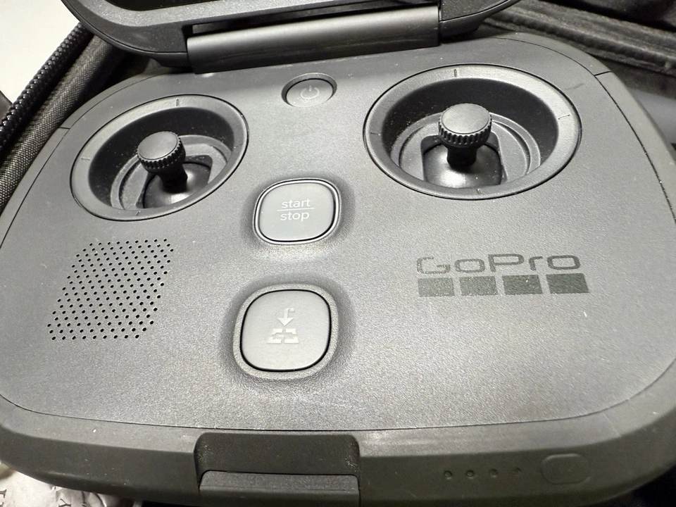 GoPro Karma Drone + Controller | No Charger | IncludesCase And Extra Propellers - Image 3 of 4