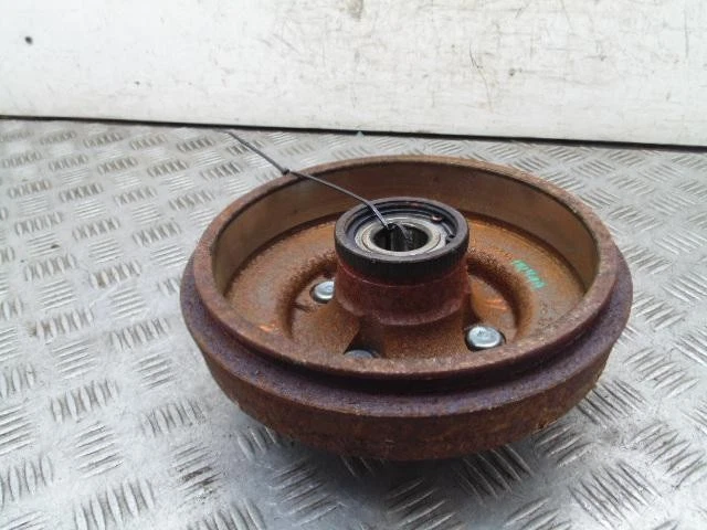 Buje trasero Mitsubishi Mirage pasajero izquierdo N/S con abs 1.0 gasolina 2013-24Z Foto 2 de 4