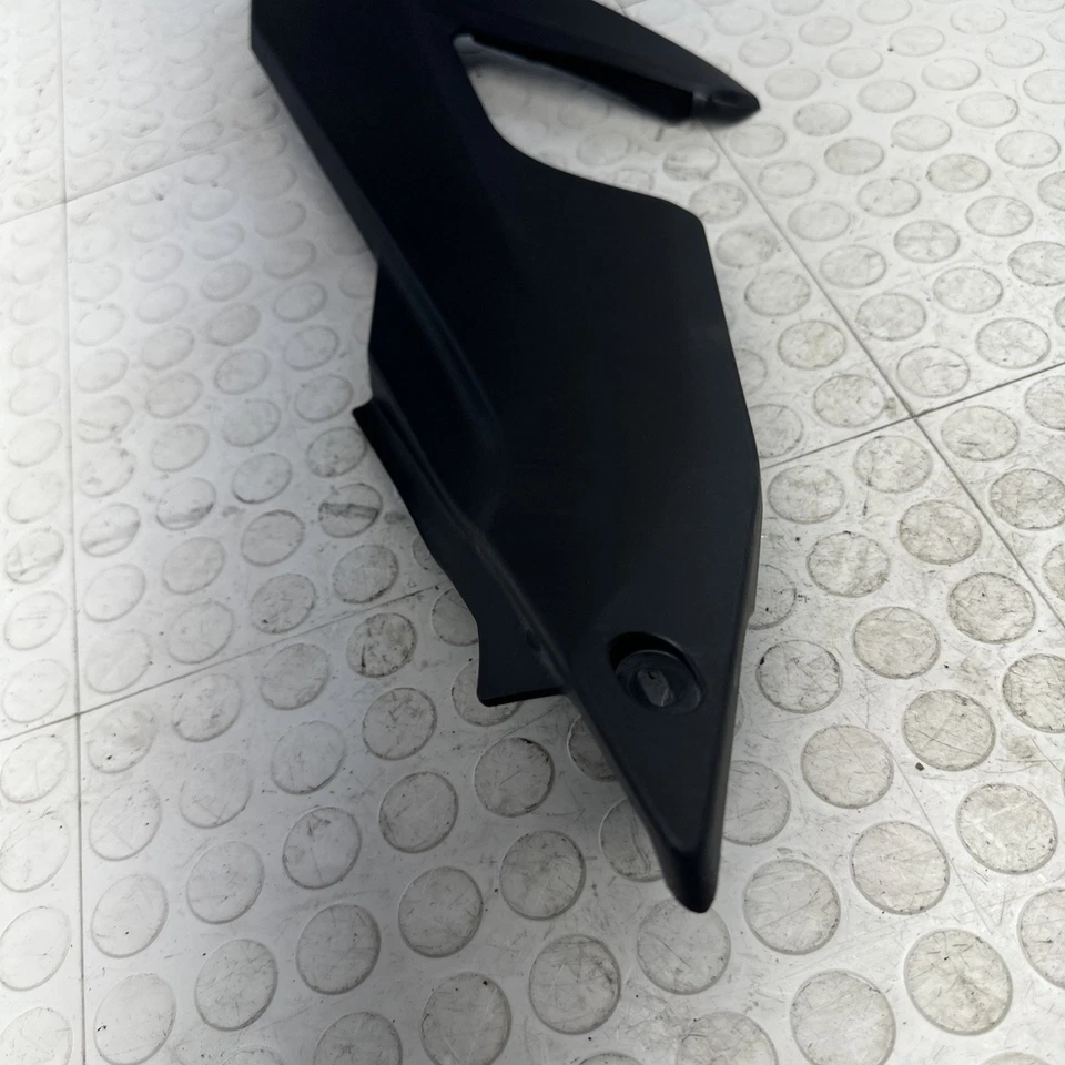 Yamaha Side 6 Cover bra-f171x-00 Used - Image 3 of 4