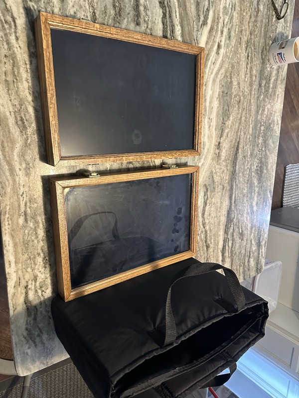 Wood Display Case 12 x 18 Badges X2 Arrowheads Knives Collectibles Carry Case