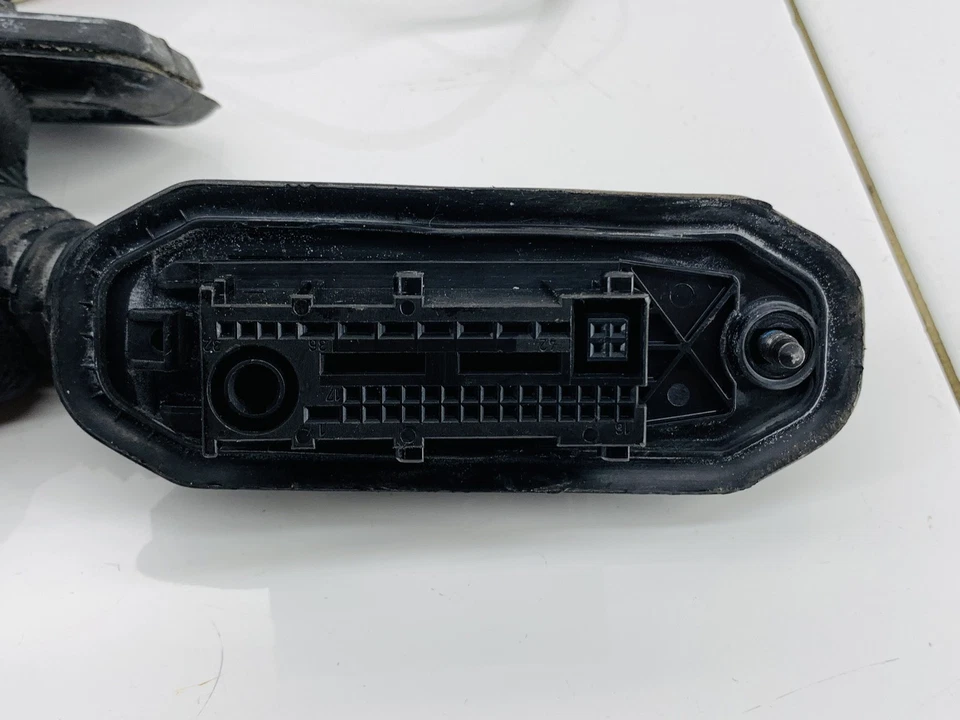 2011 BMW X3 F25 FRONT LEFT DRIVER SIDE DOOR WIRE WIRING HARNESS OEM - Image 3 of 4