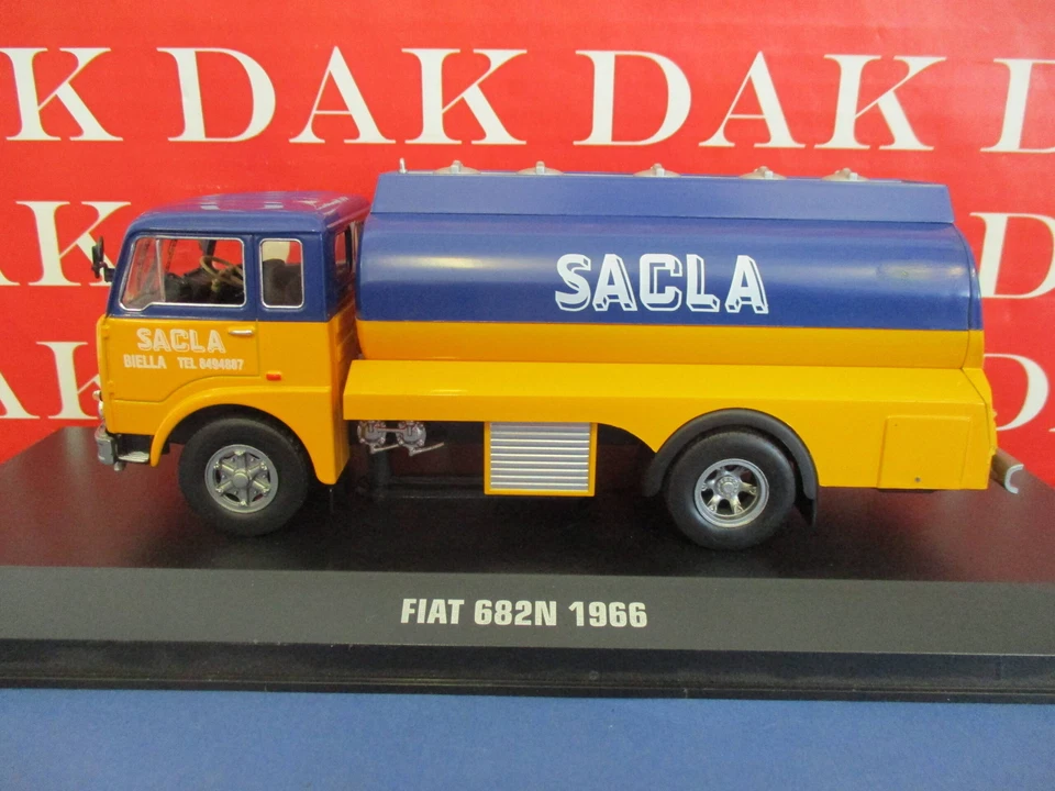 Die cast 1/43 Modellino Camion Truck Fiat 682N Cisterna Sacla 1966 by Ixo - Immagine 2 di 4