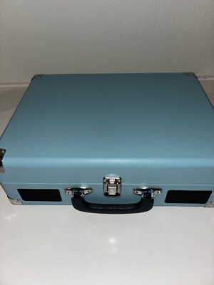 Innovative Technology ITVS-550BT  Bluetooth 3-Speed Turntable / Record Player