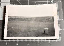 Extraño bote de basura solitario de los años 50 de Deserted Highway abstracto foto instantánea vintage
