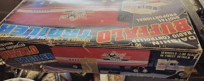DAISHIN 1/30 2013 RADIO CONTROLLER 18 WHEELS BUFFALO TRAILER TRUCK