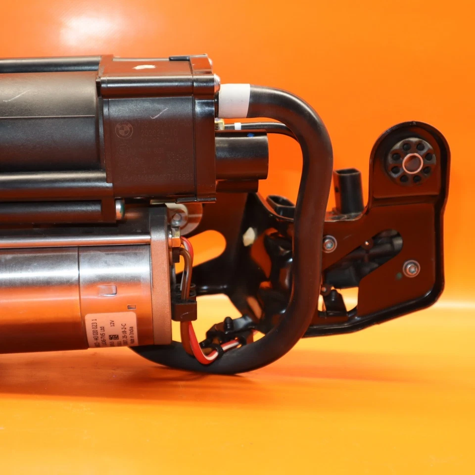 Bomba compresor de aire BMW X5 2014 2015 2016 2017 2018 F15 26071611 OEM Foto 3 de 4