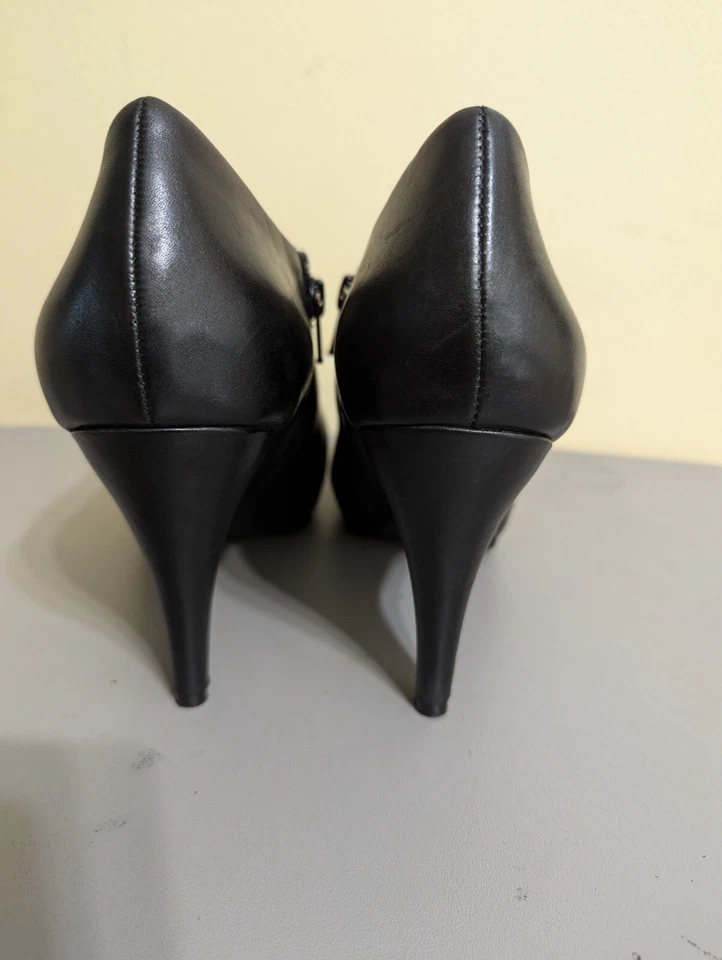 Botines Worthington para mujer talla 9M de cuero negro de tacón alto, cremalleras laterales Foto 4 de 4