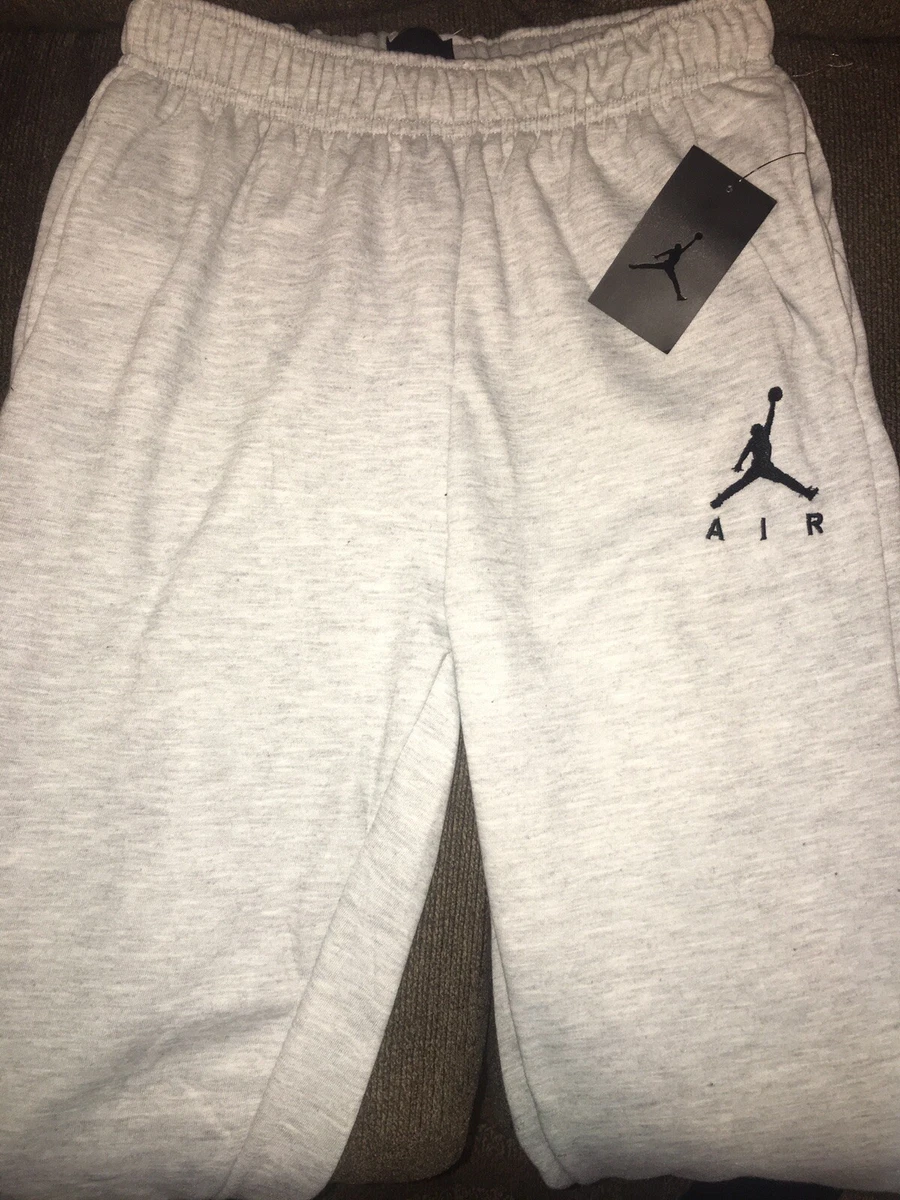 Jordan cuffed pants 2025