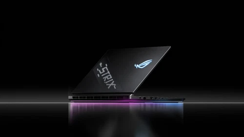 ASUS ROG Strix Scar 18 G835LR 18" RTX5070Ti Ultra9 32GB/1TB Win11 Laptop