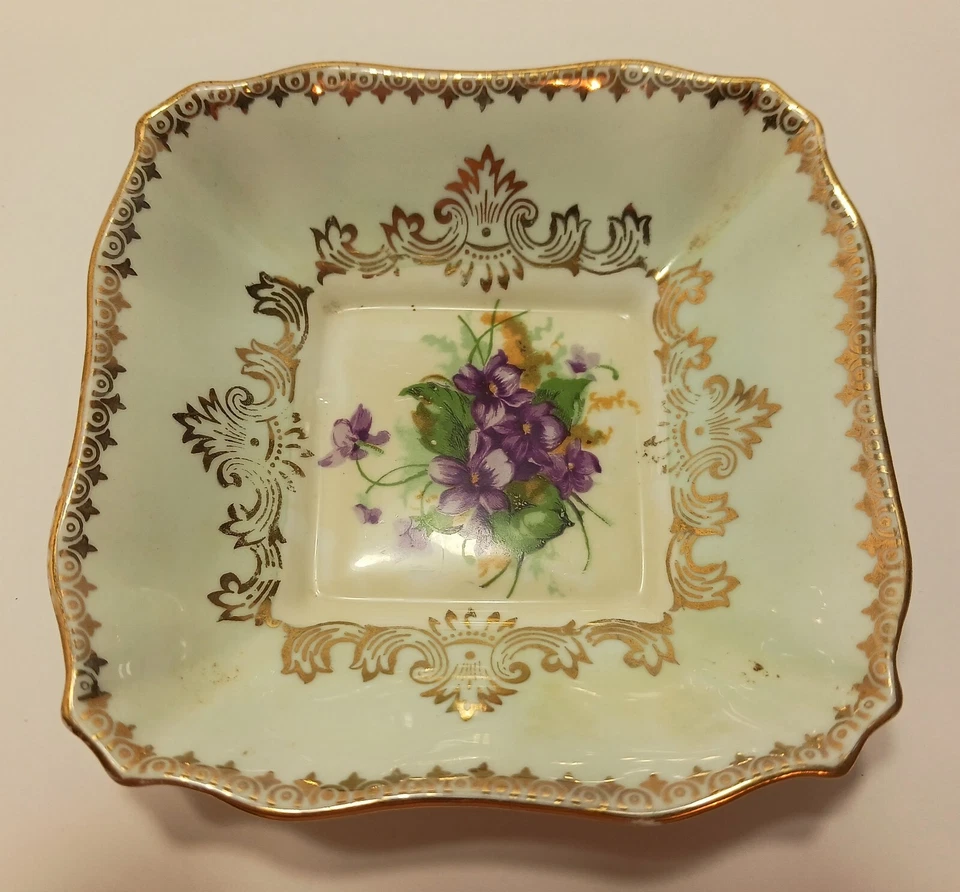 Grosvenor Bone China 2 Vintage Trinket Dishes Gold Trim Floral - Image 3 of 4