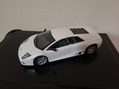 1:18 Maisto Lamborghini Murcielago Pearl White Metallic