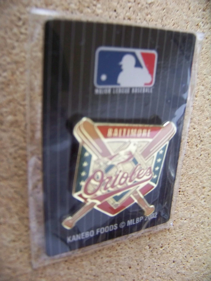 Baltimore Orioles 2002 Kanebo Foods Japanese lapel pin issued in Japan MLB - Image 3 of 4