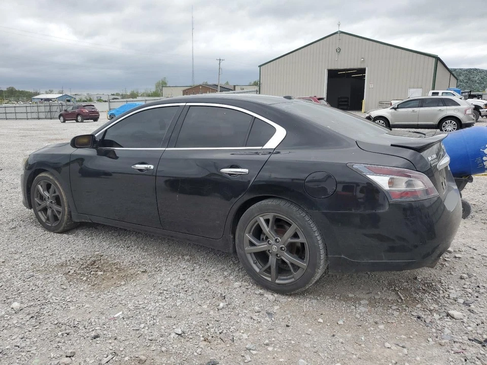 Luz de conducción usada se adapta a: Nissan Máxima 2013 conducción antiniebla en parachoques grado A Foto 2 de 4