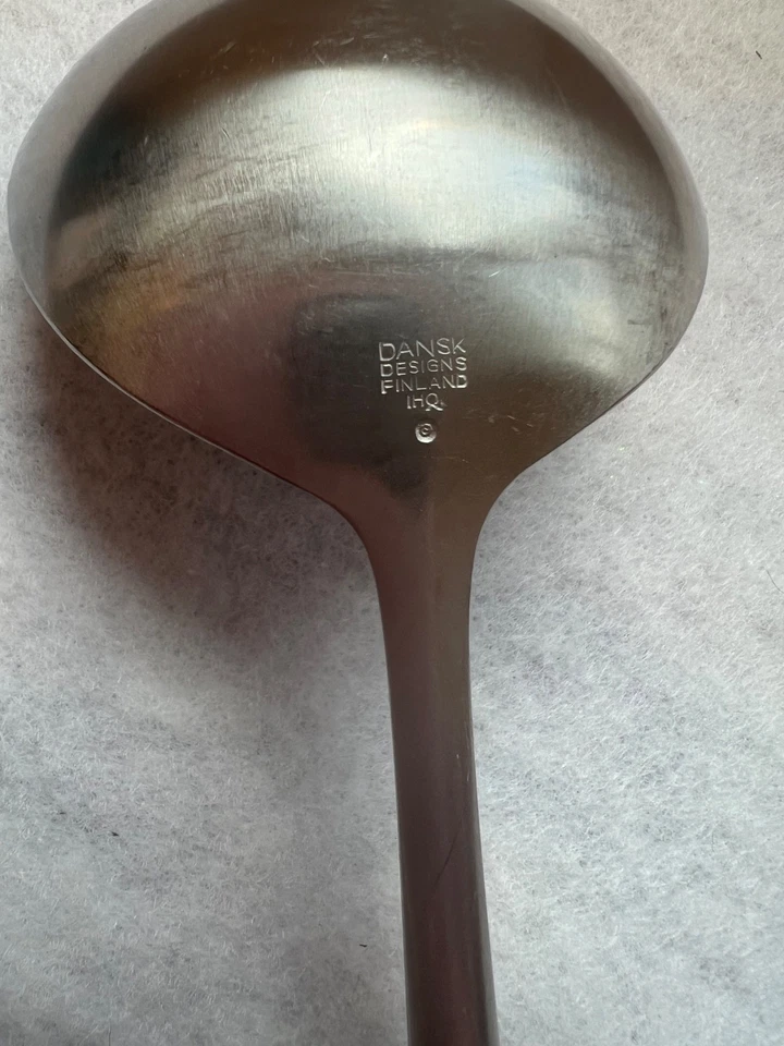 Cuchara para servir Dansk Designs Finland acero inoxidable Jen Quistgaard salsa cucharón madera Foto 3 de 4