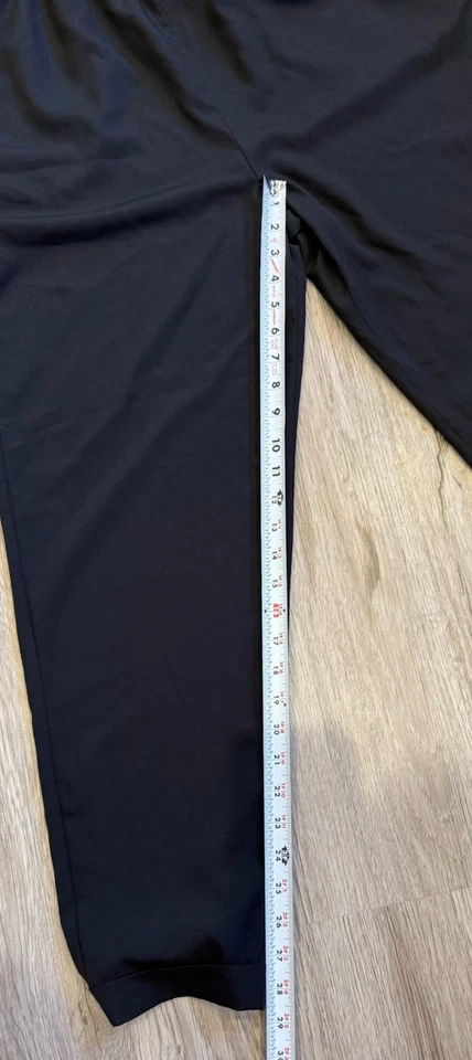 Mono negro The Limited para mujer talla grande cremallera trasera cuello en V liso de una pieza Foto 4 de 4