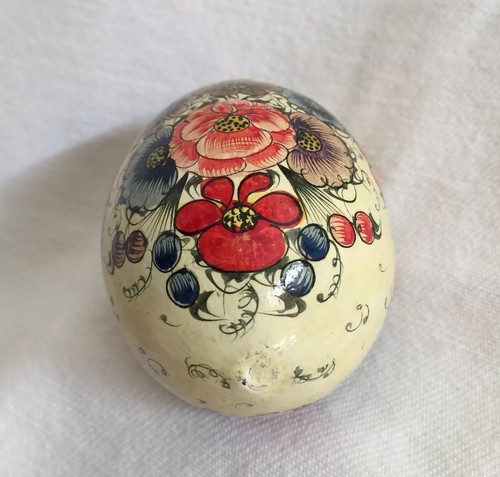 Vintage Hand Painted Egg Enameled Wood Ivory with Flowers Motif 3.25" - Picture 5 of 6