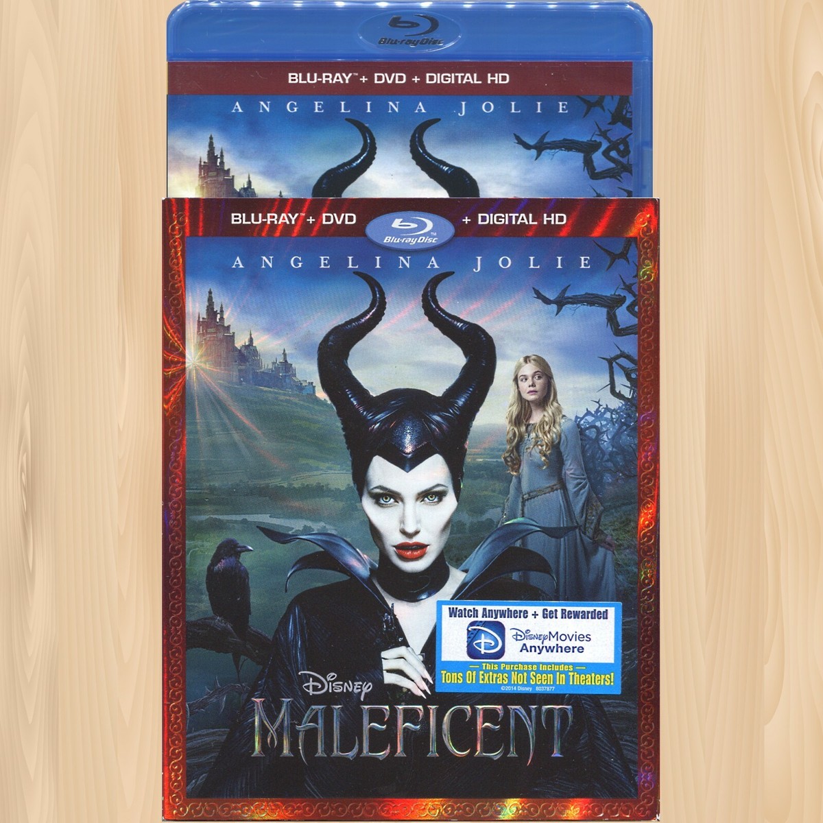 Disney MALEFICENT Blu-ray DVD Elle Fanning ANGELINA JOLIE Janet