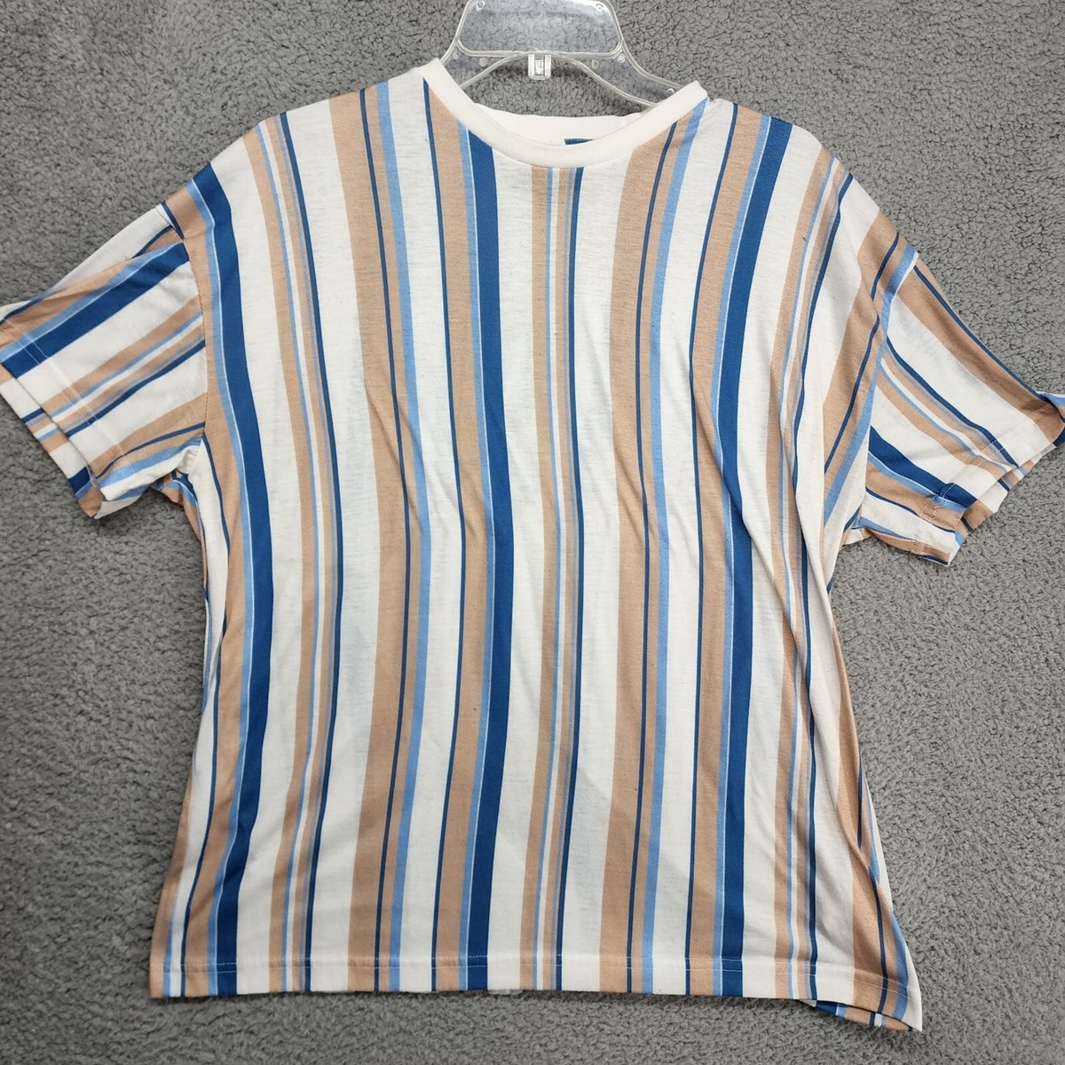 【boohoo】プリント半袖Tシャツ BOOHOO MAN T-Shirt Men's Size XS Textured Striped Short