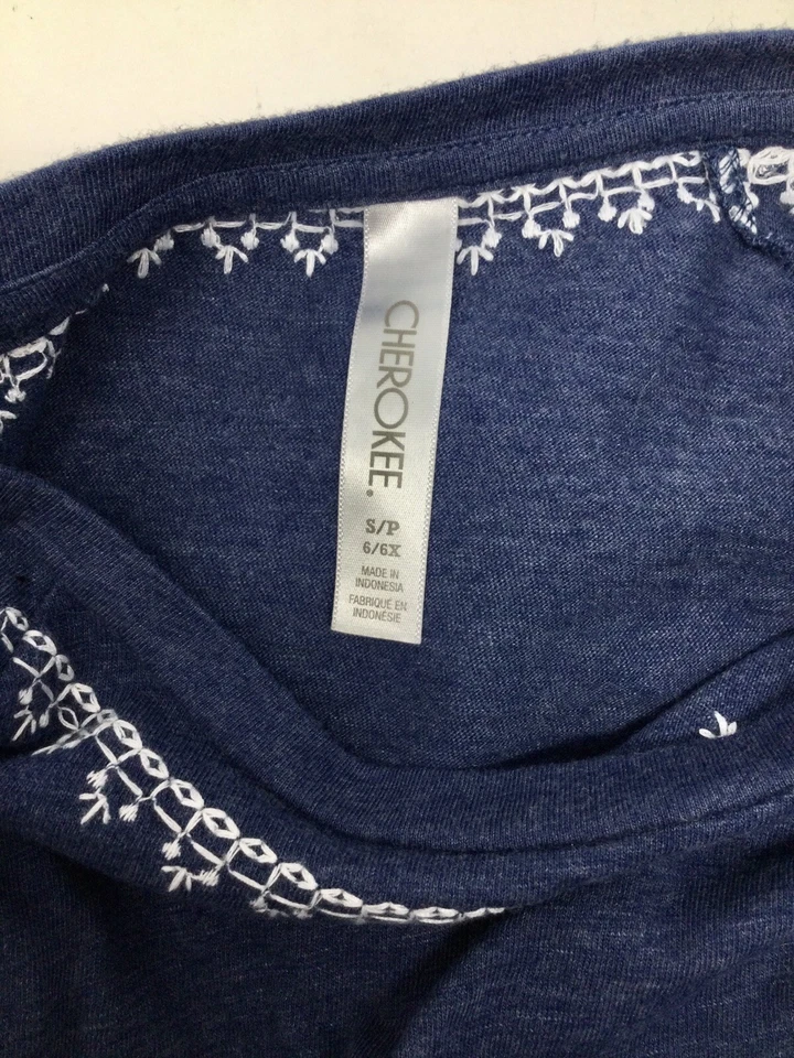 Cherokee Blue & White Winter Holiday Outfit Dress & Faux Fur Vest Size S 6/6X - Image 4 of 4