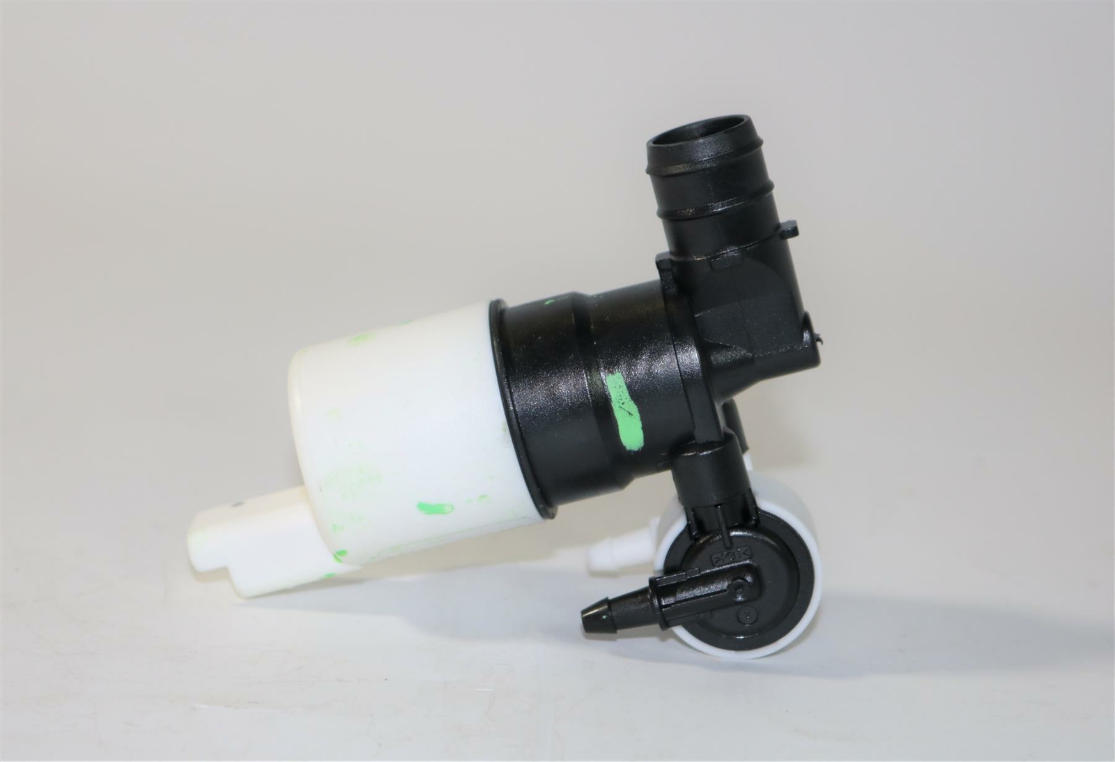 PSA Genuine Windscreen Washer Pump Fits Citroen Peugeot eBay