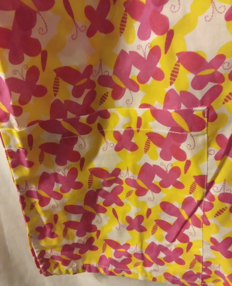 O'lico Scrub Butterfly Design Pink/Yellow V-Neck Size Large - Image 4 of 4